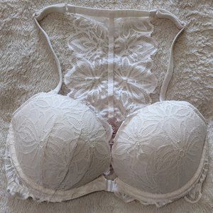 🚨3/$15🚨 White Front Closure Bra (EUC)